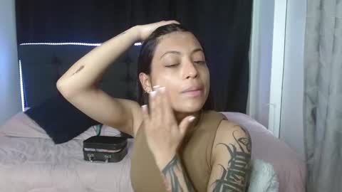 vane online show from December 15, 7:52 pm