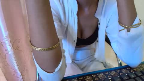 Ritu online show from October 20, 3:42 am
