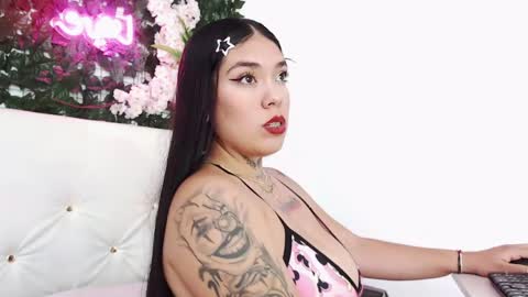 vayolet sexy  online show from April 12, 7:27 pm