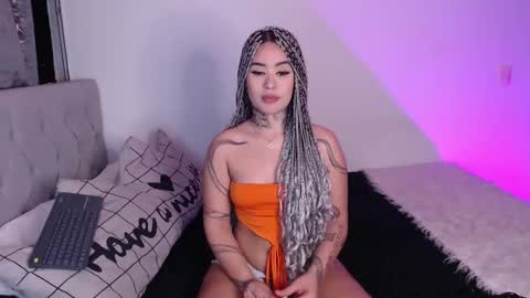 Vayolett Bass online show from March 5, 3:08 am