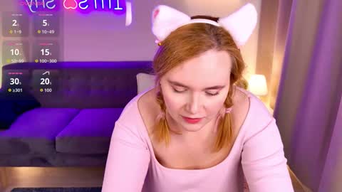 Cassie online show from October 20, 1:03 pm
