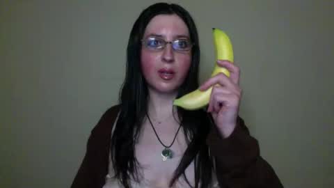 velira_ online show from November 30, 4:27 am