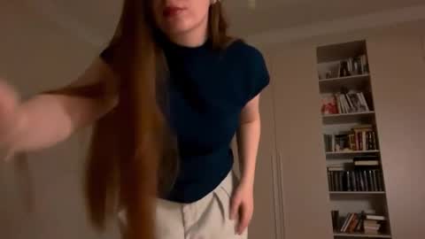 Sana online show from September 12, 8:49 pm