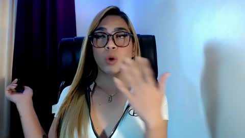 velvet online show from October 9, 1:43 am