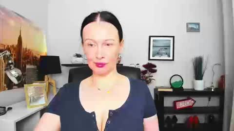 Jasmine online show from September 23, 6:11 am