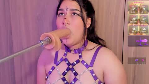 Snapshot of velvet_rosee_ chatting on October 2, 1:49 pm velvet_rosee_ online show from October 2, 1:49 pm