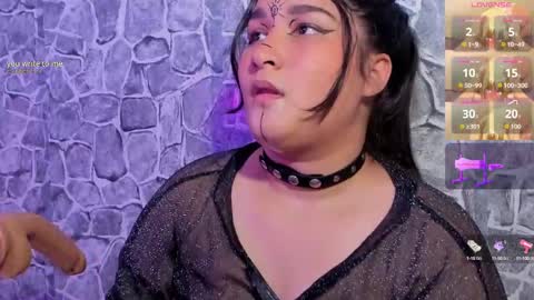 Snapshot of velvet_rosee_ chatting on October 9, 2:37 am velvet_rosee_ online show from October 9, 2:37 am