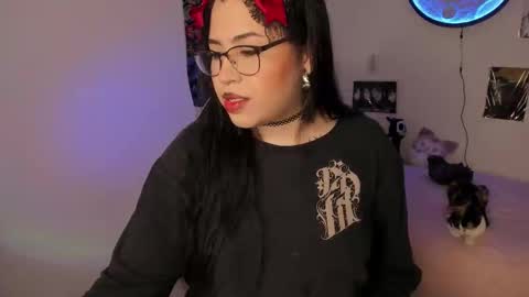 Snapshot of velvetfangs chatting on September 11, 6:36 am Dani online show from September 11, 6:36 am