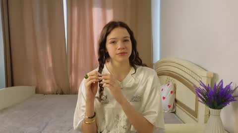 Kelly online show from April 22, 6:10 am