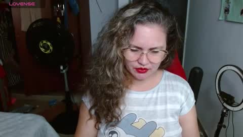 venecasexy44 online show from October 27, 10:11 am