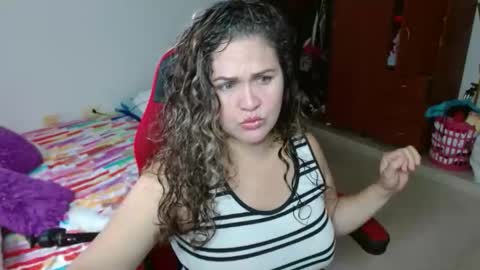 venecasexy44 online show from March 20, 9:52 pm