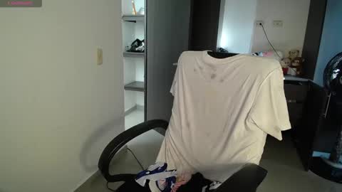 Venelope 3 online show from February 21, 9:04 pm