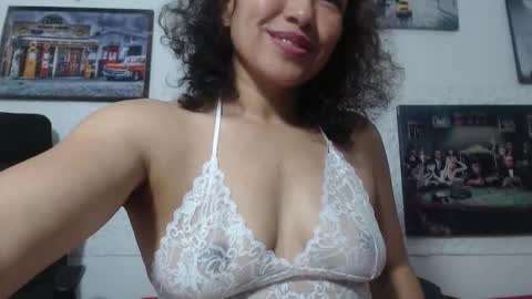 Snapshot of venus_lov chatting on October 21, 12:09 pm venus_lov online show from October 21, 12:09 pm