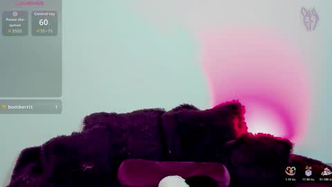 Venus Dark  online show from March 3, 9:54 pm