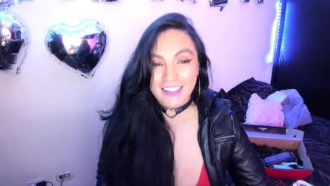 Snapshot of vero_jhonson chatting on February 24, 3:10 am  karolina online show from February 24, 3:10 am