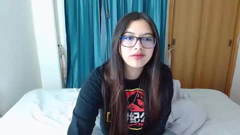 Snapshot of verolake chatting on March 4, 11:51 am Verolake online show from March 4, 11:51 am