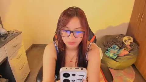 Snapshot of verolake chatting on September 30, 7:19 pm Verolake online show from September 30, 7:19 pm