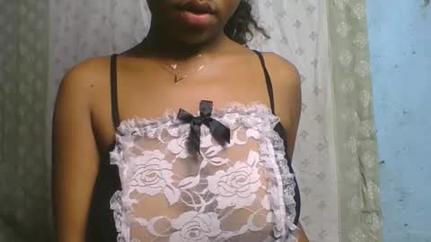 verolla31 online show from October 6, 6:45 pm