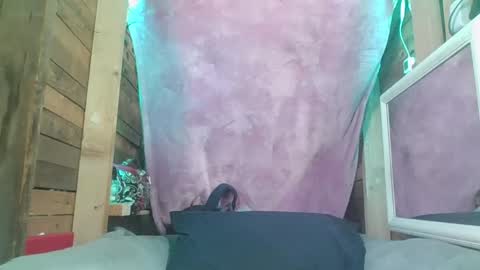 Snapshot of veronica90210 chatting on October 2, 6:24 pm veronica90210 online show from October 2, 6:24 pm