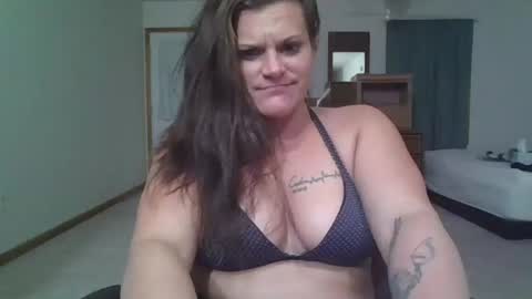 Snapshot of veronica90210 chatting on October 26, 6:42 am veronica90210 online show from October 26, 6:42 am