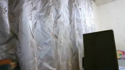 veronika_xi online show from November 10, 7:14 am