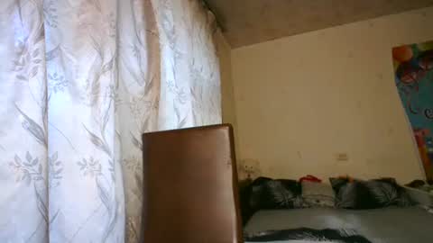 veronika_xi online show from September 10, 7:08 am