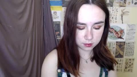 veryveryvery_shy online show from November 19, 11:32 am