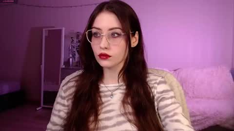 Iva  online show from February 3, 7:07 pm