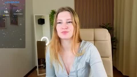 viamltdreamer online show from November 11, 2:18 am