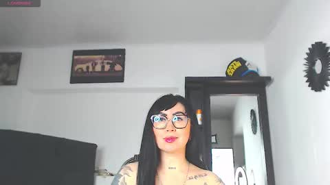 Vicky  online show from March 25, 11:13 am