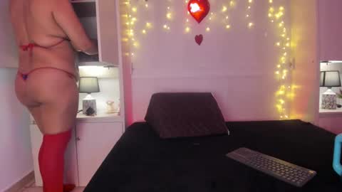 V I C K Y online show from February 27, 1:00 pm