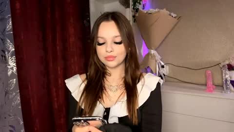 victoria2374 online show from April 19, 5:24 pm