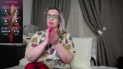 victoria50 online show from October 22, 8:41 am