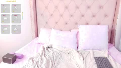 victoria_cherry_ online show from October 30, 12:17 pm