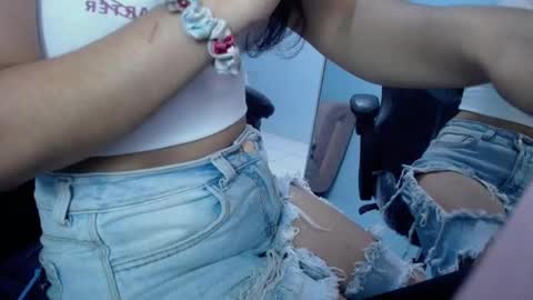 Victoria online show from November 7, 1:06 pm