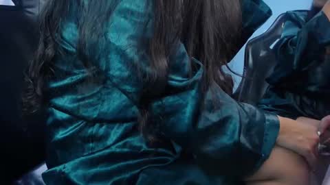 Victoria online show from December 4, 1:13 pm