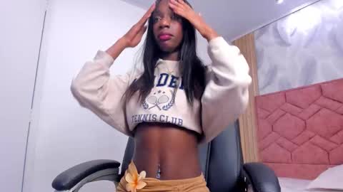 Vicky  online show from March 19, 3:22 am