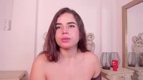 Snapshot of victoria_vallejo chatting on February 28, 11:36 am victoria online show from February 28, 11:36 am