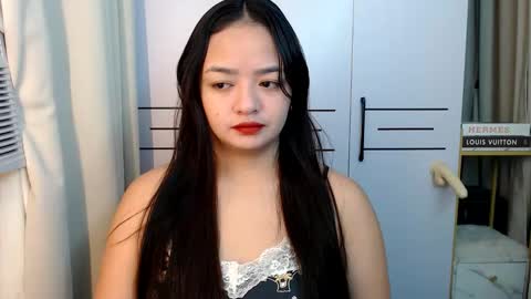 Victoria Harper online show from November 30, 3:05 pm