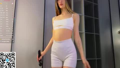 victoriahouston online show from November 18, 7:42 am