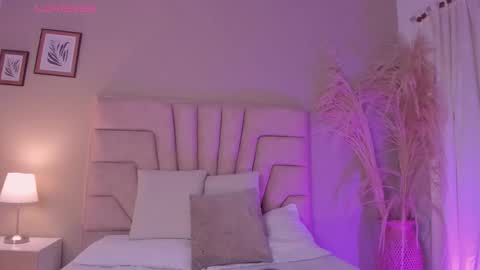 Victoria  online show from October 28, 12:55 pm