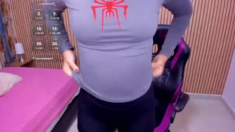 Violet online show from June 12, 9:12 pm