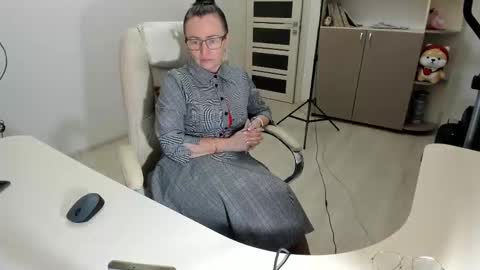 Ukrainian-woman online show from November 25, 3:47 pm