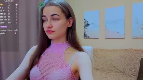 vikiberry online show from June 14, 8:26 am