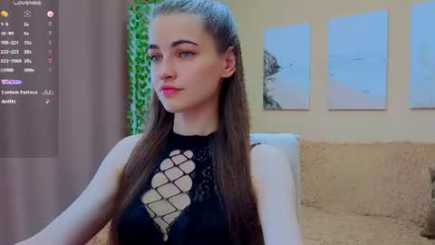 vikiberry online show from June 12, 10:01 am