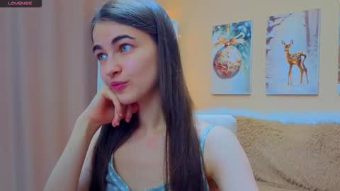 vikiberry online show from February 5, 10:51 am