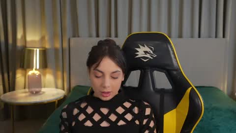 Alisa online show from December 3, 8:39 pm