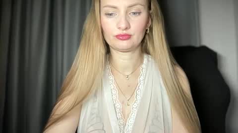 Funny  girl online show from January 31, 7:07 am