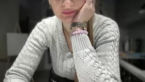 Funny  girl online show from January 23, 8:04 am