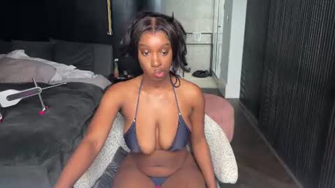 Fantasy Black Girl online show from June 13, 11:51 am